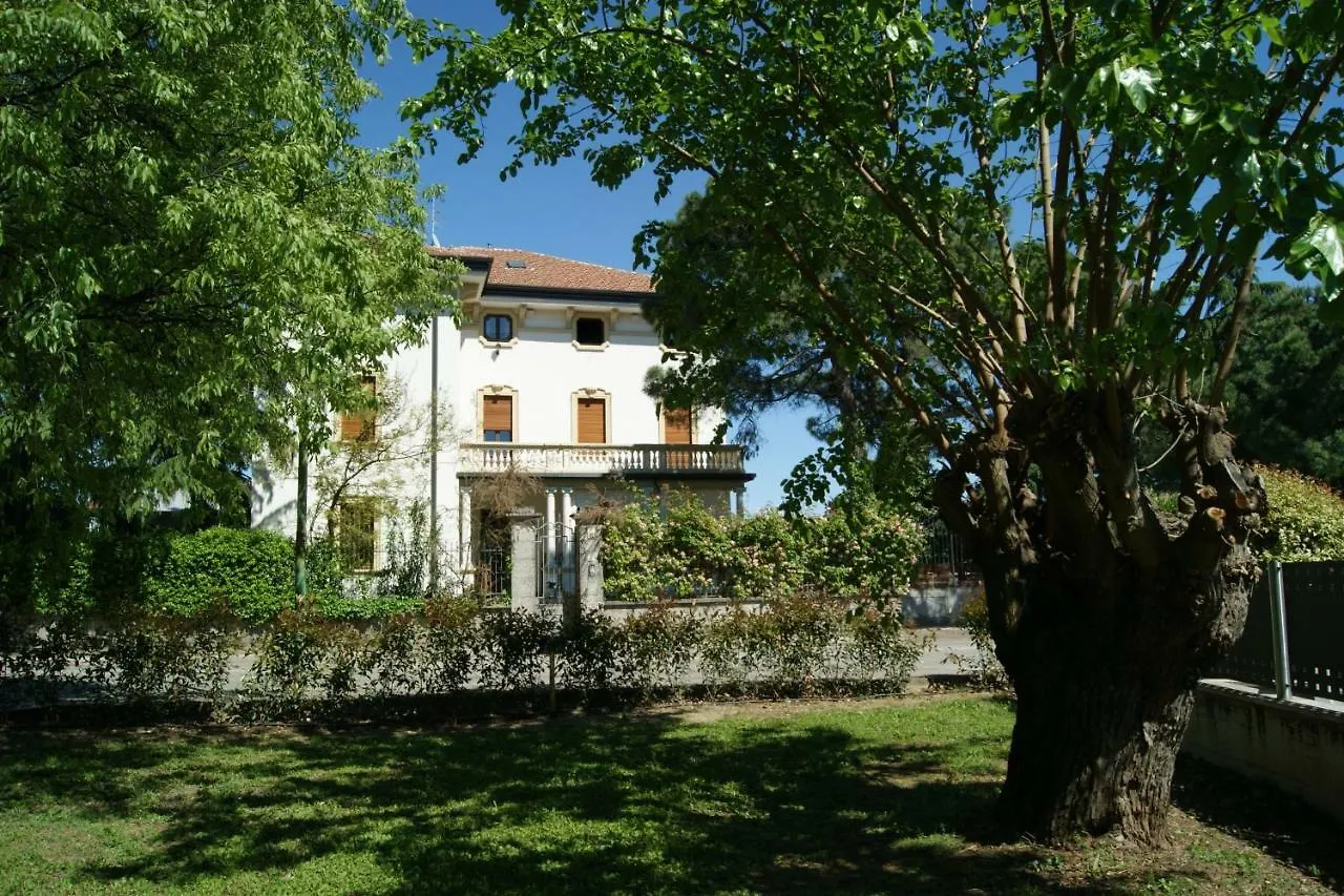 Il Bozzolo Eco Boutique Apartments ヴァレッジョ・スル・ミンチョ
