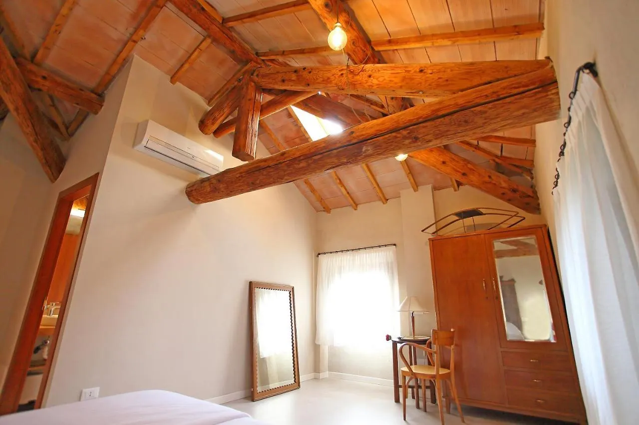 Il Bozzolo Eco Boutique Apartments ヴァレッジョ・スル・ミンチョ